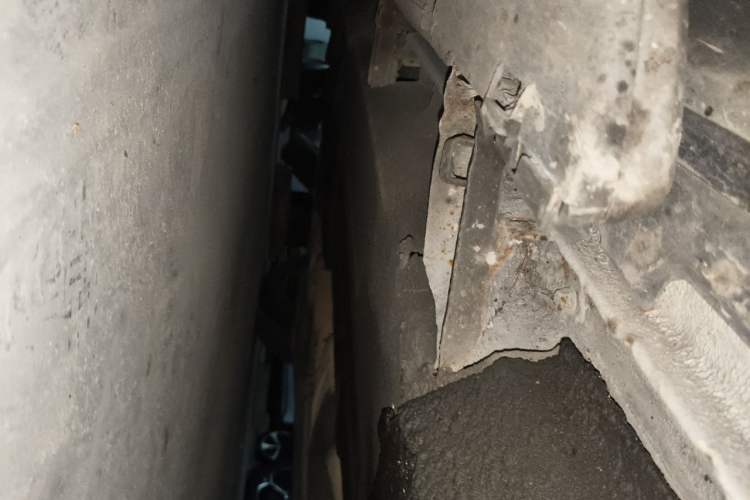 Used Audi Q5 2011 2.0TFSI Technology Model Chassis Front Right