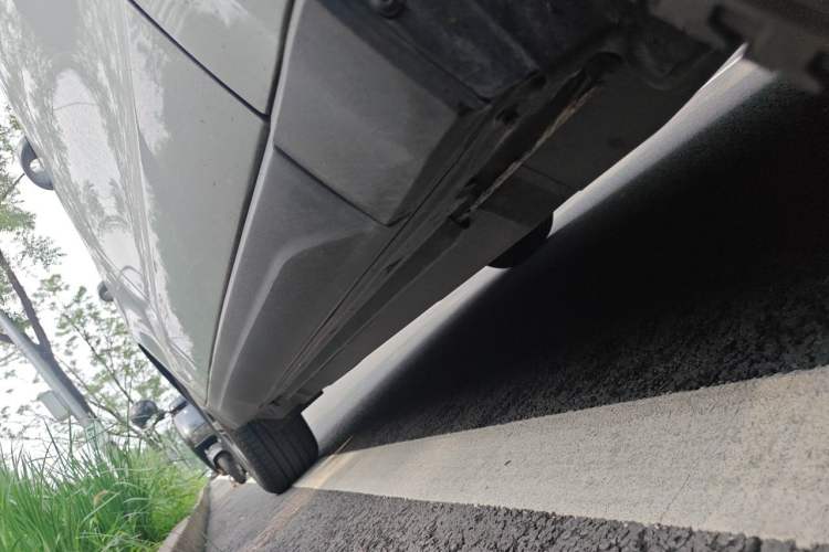 Used Audi Q5 2011 2.0TFSI Technology Model Chassis Front Right