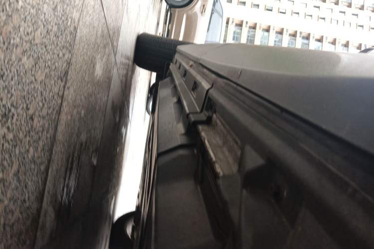 Used Audi Q5 2011 2.0TFSI Comfort Version Chassis Rear Left