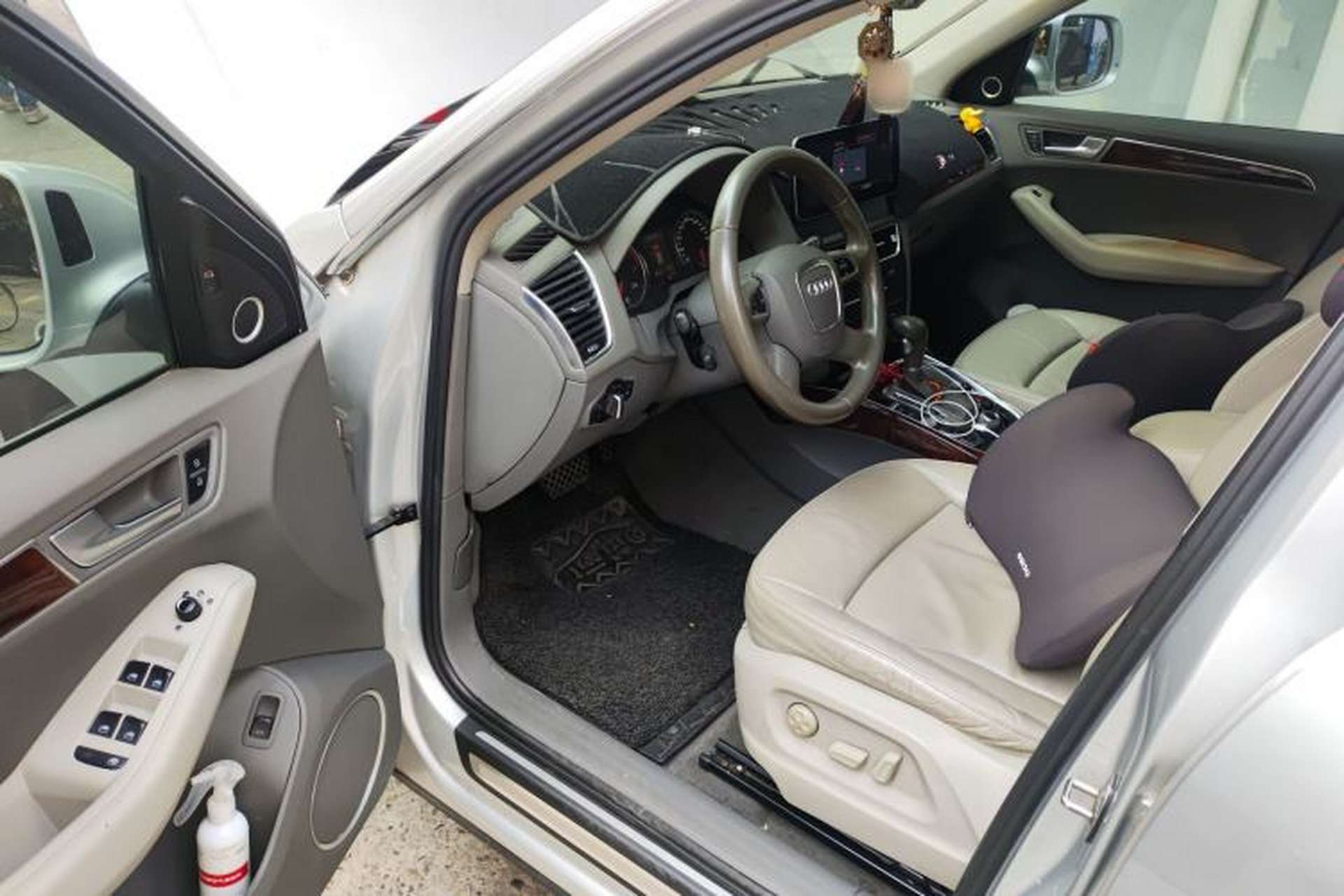 Used Audi Q5 2011 2.0TFSI Comfort Version Driver Seat