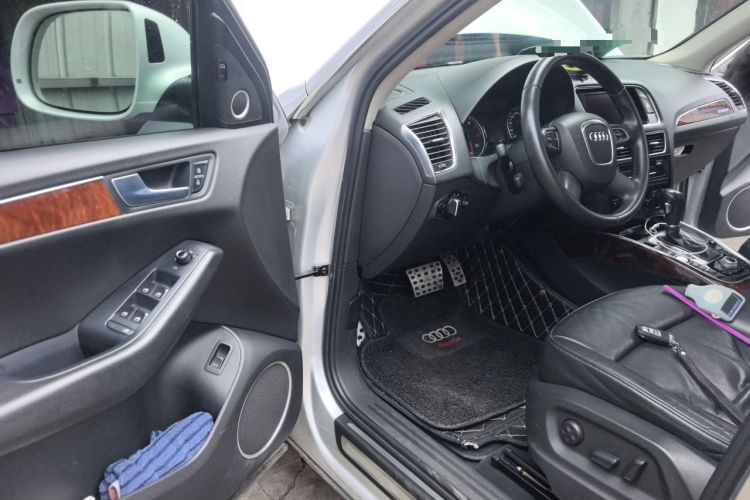 Used Audi Q5 2011 2.0TFSI Comfort Version Driver Seat