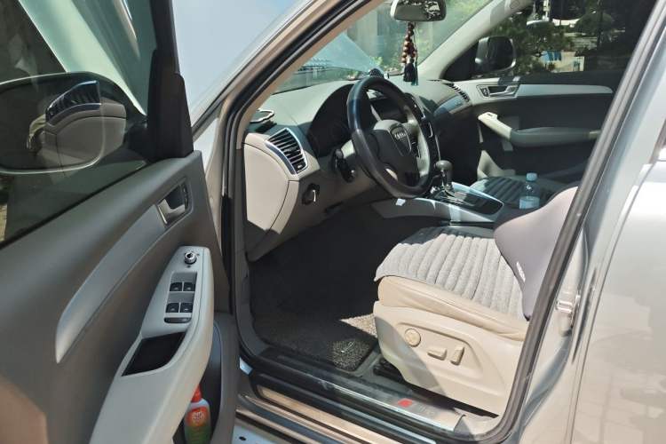 Used Audi Q5 2011 2.0TFSI Technology Model Driver Seat
