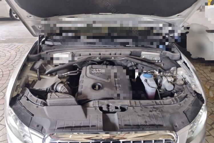 Used Audi Q5 2011 2.0TFSI Luxury Edition Engine Bay