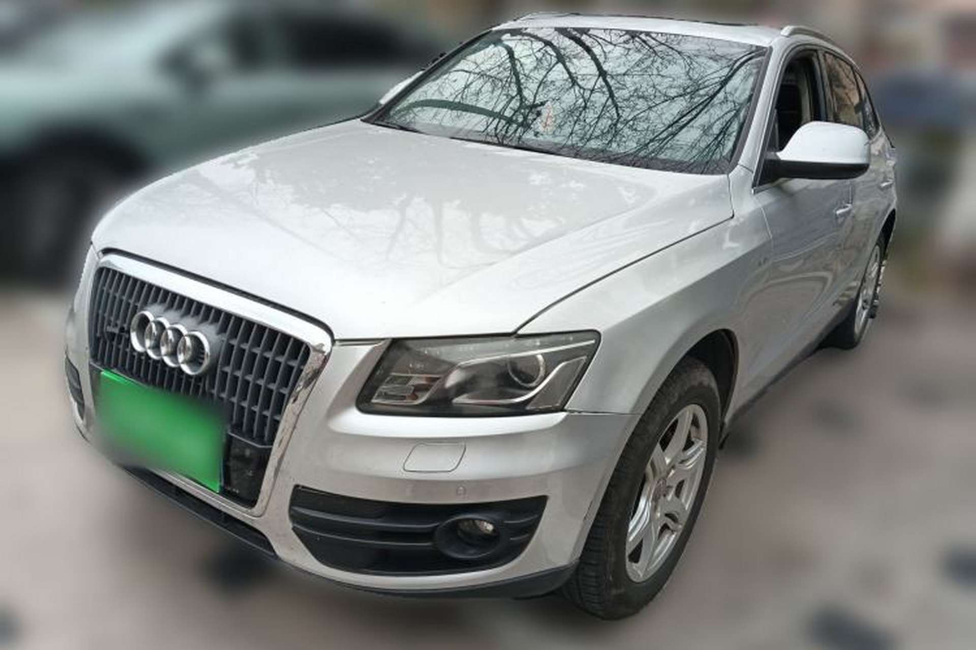 Used Audi Q5 2011 2.0TFSI Technology Model Front Left 45 Deg