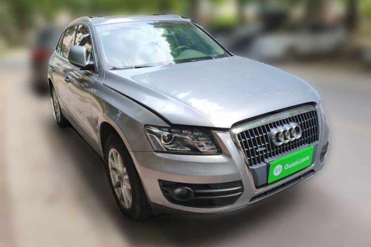 Used Audi Q5 2011 2.0TFSI Comfort Version Front Right 45 Deg