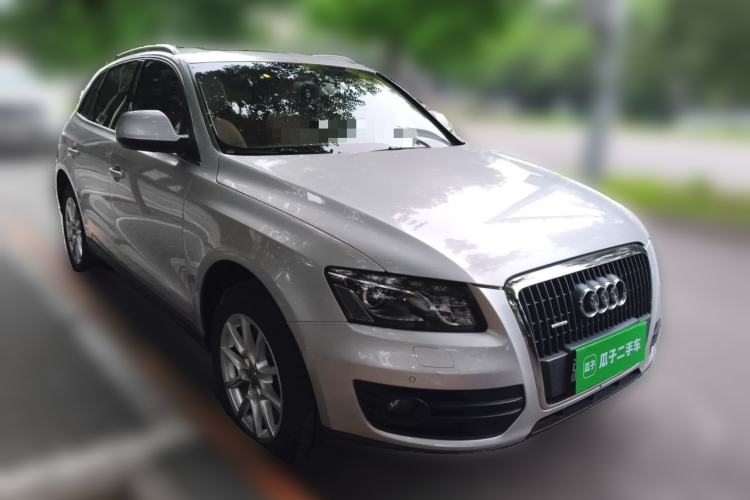 Used Audi Q5 2011 2.0TFSI Comfort Version Front Right 45 Deg