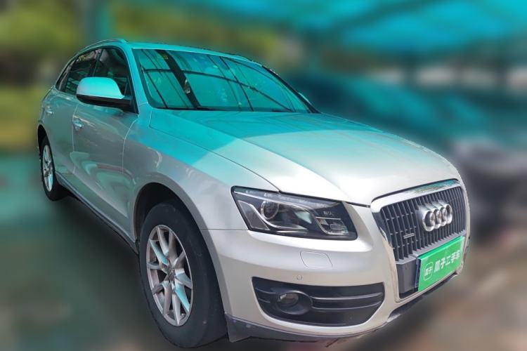 Used Audi Q5 2011 2.0TFSI Comfort Version Front Right 45 Deg