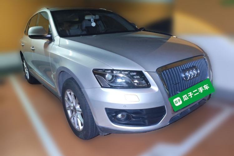 Used Audi Q5 2011 2.0TFSI Comfort Version Front Right 45 Deg