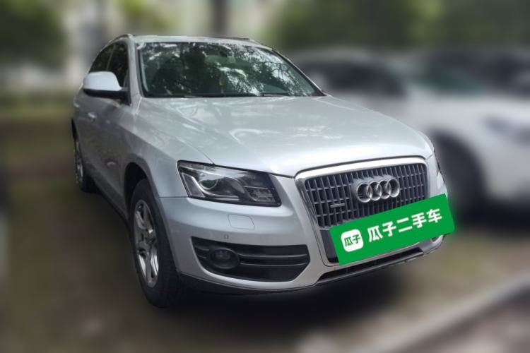 Used Audi Q5 2011 2.0TFSI Technology Model Front Right 45 Deg