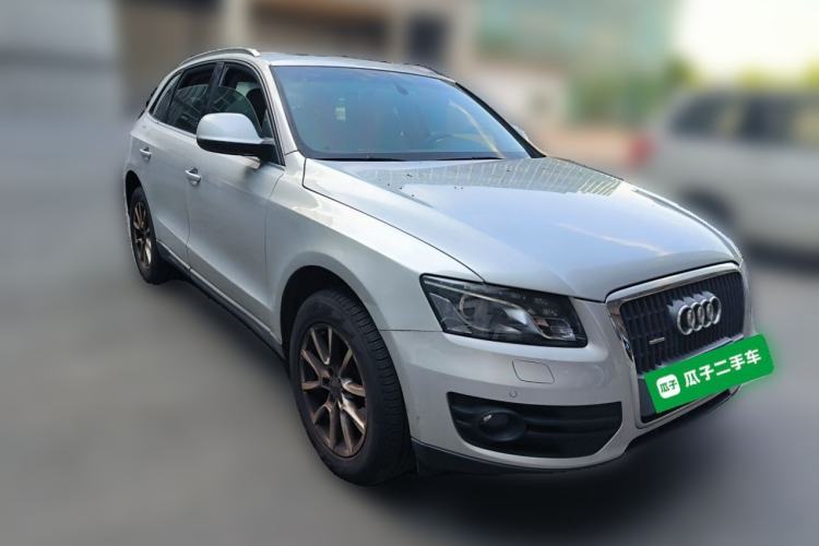 Used Audi Q5 2011 2.0TFSI Comfort Version Front Right 45 Deg