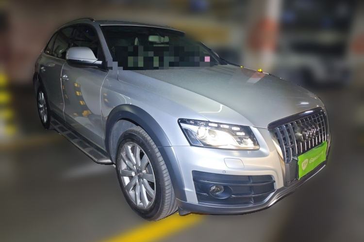 Used Audi Q5 2011 2.0TFSI Luxury Edition Front Right 45 Deg