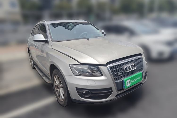 Used Audi Q5 2011 2.0TFSI Comfort Version Front Right 45 Deg