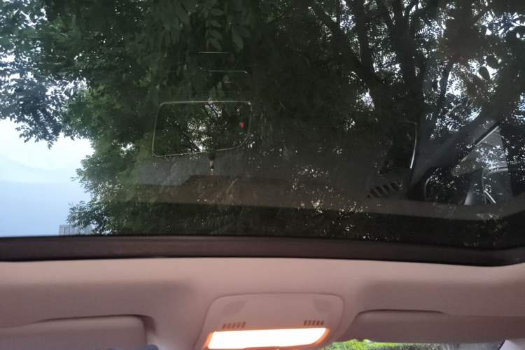 Used Audi Q5 2011 2.0TFSI Comfort Version Headliner