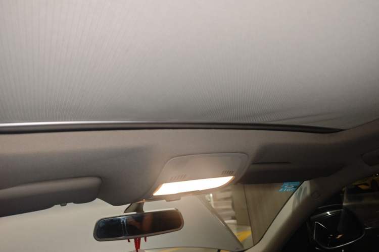Used Audi Q5 2011 2.0TFSI Technology Model Headliner