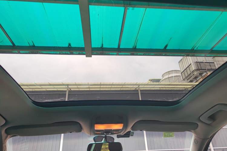 Used Audi Q5 2011 2.0TFSI Comfort Version Headliner