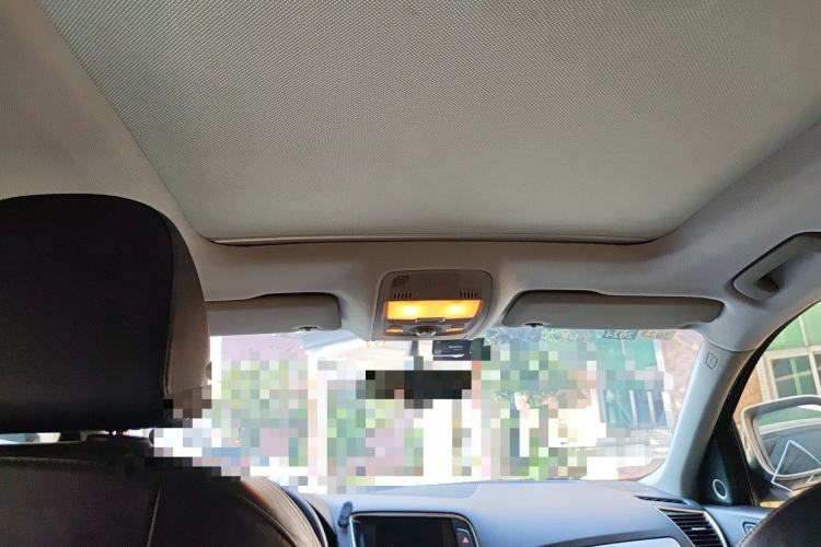 Used Audi Q5 2011 2.0TFSI Dynamic Edition Headliner