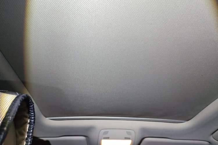 Used Audi Q5 2011 2.0TFSI Luxury Edition Headliner