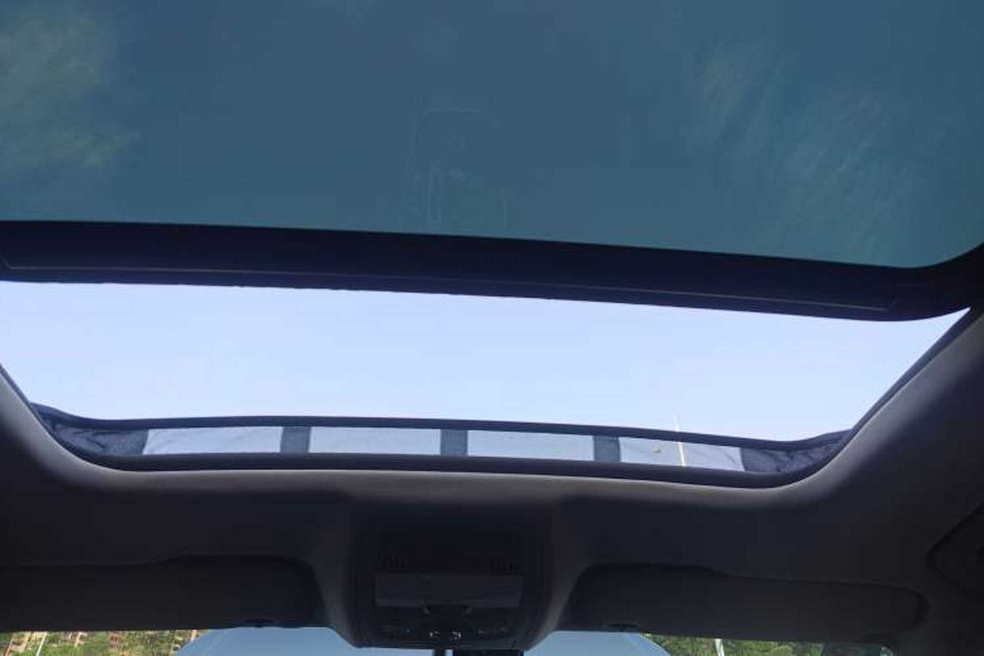 Used Audi Q5 2011 2.0TFSI Comfort Version Headliner