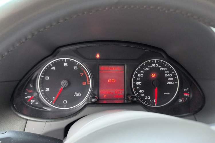Used Audi Q5 2011 2.0TFSI Technology Model Instrument Cluster