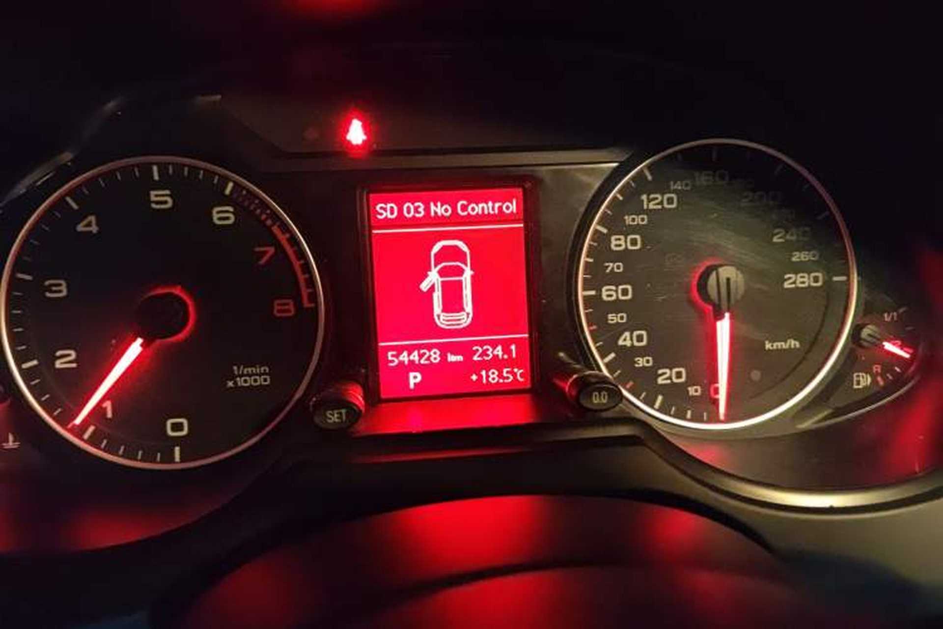 Used Audi Q5 2011 2.0TFSI Technology Model Instrument Cluster