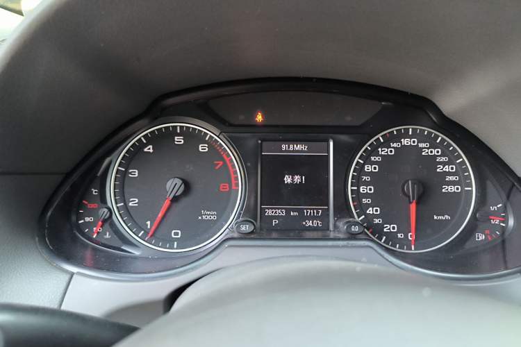 Used Audi Q5 2011 2.0TFSI Comfort Version Instrument Cluster
