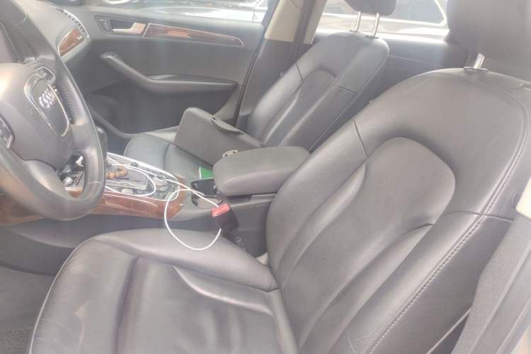 Used Audi Q5 2011 2.0TFSI Comfort Version Left Front Seat