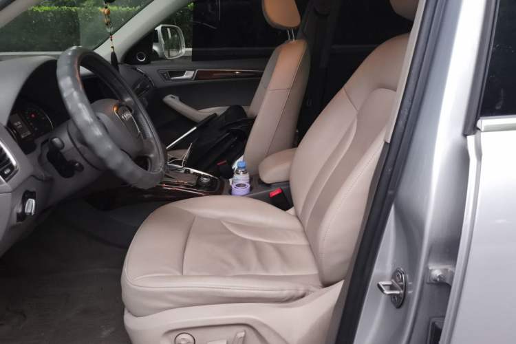 Used Audi Q5 2011 2.0TFSI Comfort Version Left Front Seat
