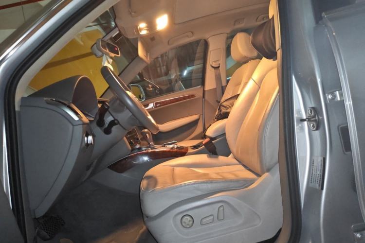 Used Audi Q5 2011 2.0TFSI Comfort Version Left Front Seat