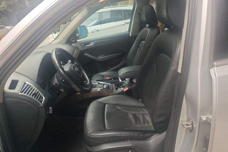 Used Audi Q5 2011 2.0TFSI Luxury Edition Left Front Seat