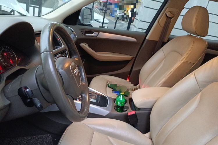 Used Audi Q5 2011 2.0TFSI Technology Model Left Front Seat