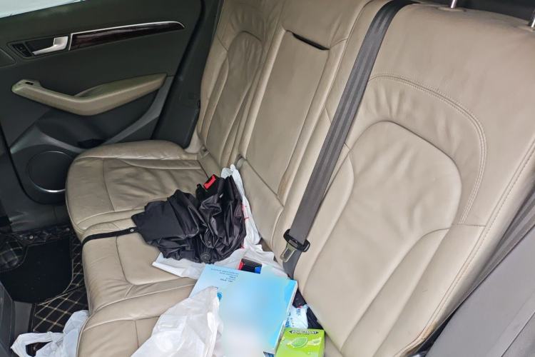 Used Audi Q5 2011 2.0TFSI Comfort Version Left Rear Seat