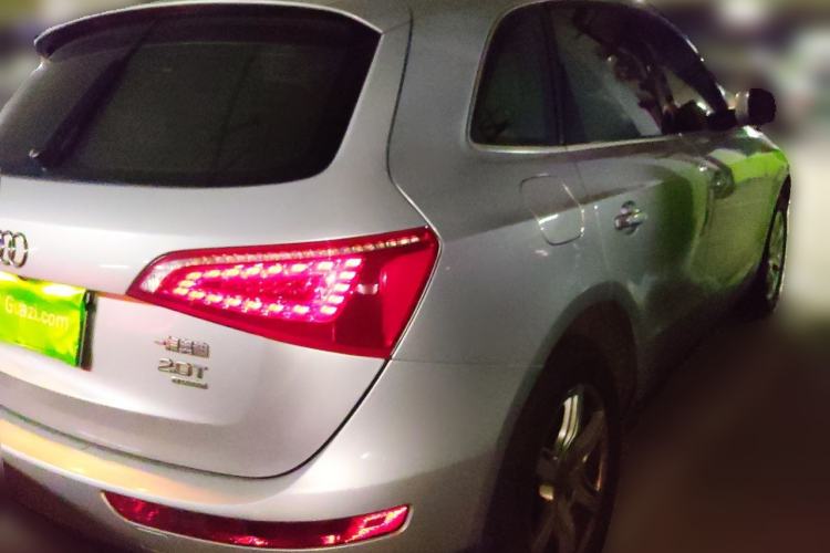 Used Audi Q5 2011 2.0TFSI Technology Model Rear Right 45 Deg