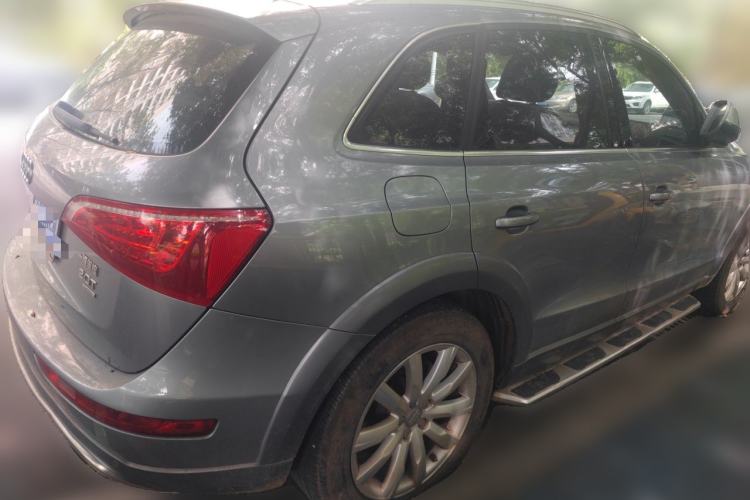 Used Audi Q5 2011 2.0TFSI Luxury Edition Rear Right 45 Deg
