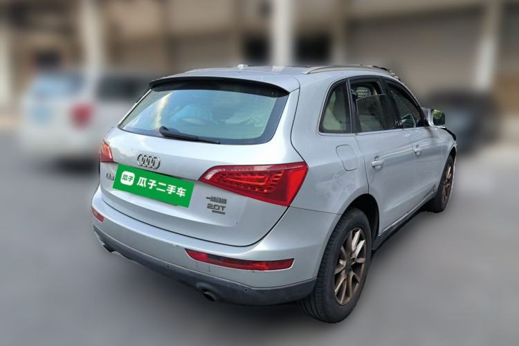 Used Audi Q5 2011 2.0TFSI Comfort Version Rear Right 45 Deg