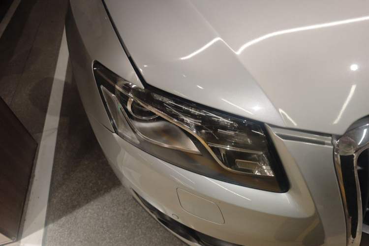 Used Audi Q5 2011 2.0TFSI Technology Model Right Front Headlight