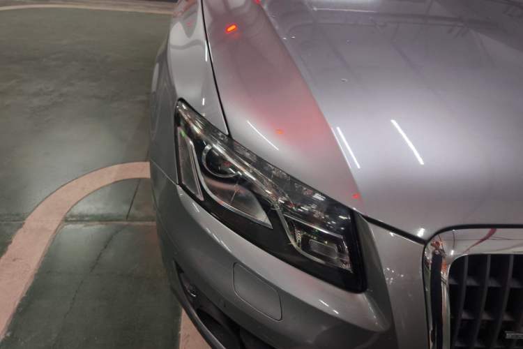 Used Audi Q5 2011 2.0TFSI Technology Model Right Front Headlight