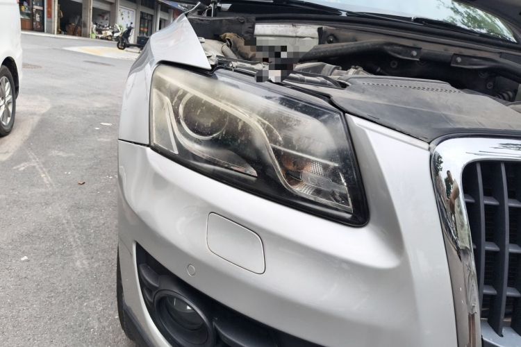 Used Audi Q5 2011 2.0TFSI Technology Model Right Front Headlight