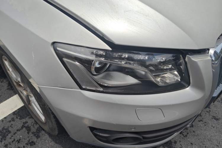 Used Audi Q5 2011 2.0TFSI Comfort Version Right Front Headlight