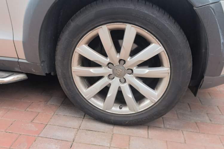 Used Audi Q5 2011 2.0TFSI Luxury Edition Right Front Wheel Hub