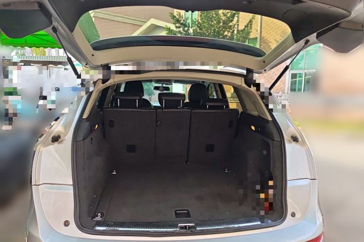 Used Audi Q5 2011 2.0TFSI Dynamic Edition Trunk