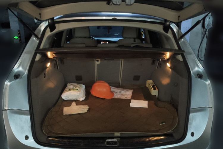 Used Audi Q5 2011 2.0TFSI Technology Model Trunk