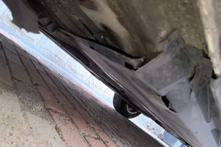 Used Audi Q5 2011 2.0TFSI Technology Model Chassis Front Left