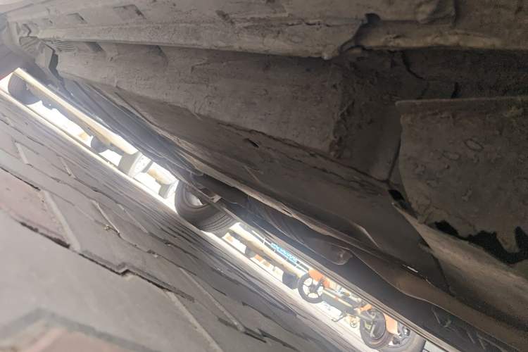 Used Audi Q5 2011 2.0TFSI Comfort Version Chassis Front Right