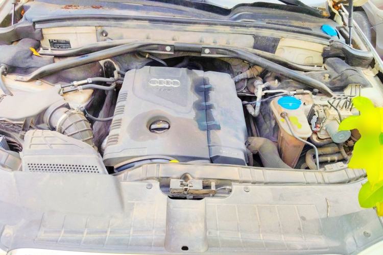 Used Audi Q5 2011 2.0TFSI Technology Model Engine Bay