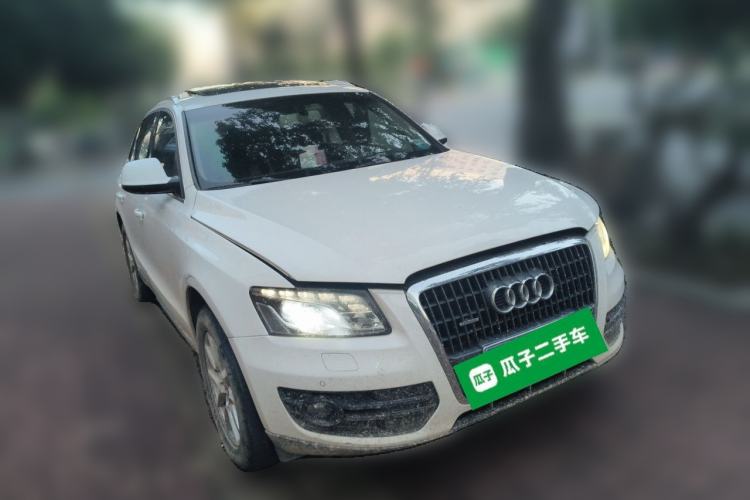 Used Audi Q5 2011 2.0TFSI Comfort Version Front Right 45 Deg