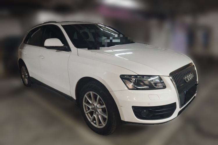 Used Audi Q5 2011 2.0TFSI Comfort Version Front Right 45 Deg