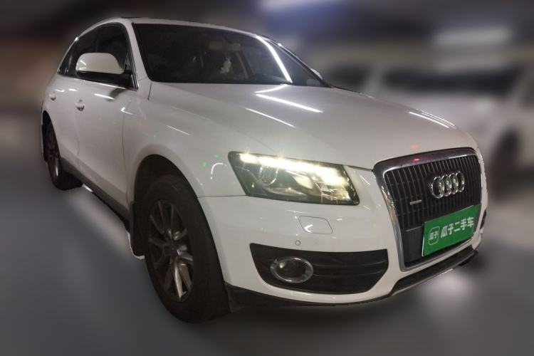 Used Audi Q5 2011 2.0TFSI Comfort Version Front Right 45 Deg