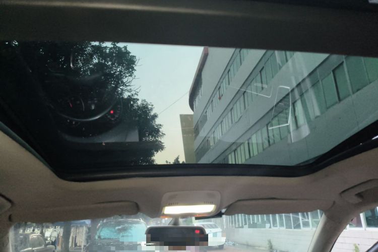 Used Audi Q5 2011 2.0TFSI Comfort Version Headliner