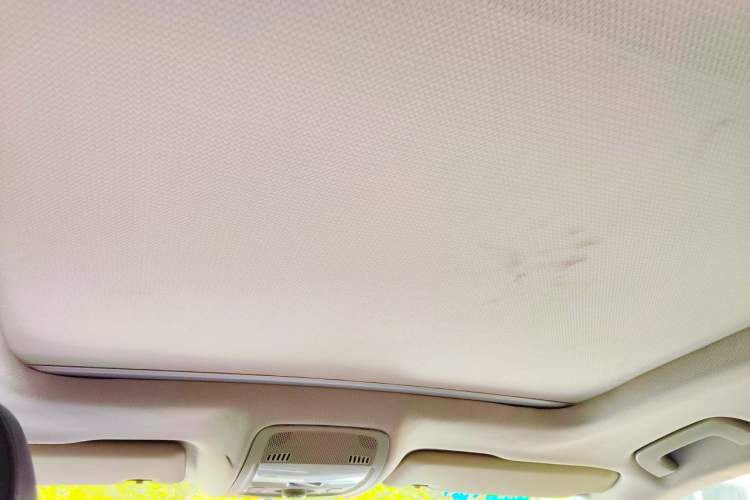 Used Audi Q5 2011 2.0TFSI Technology Model Headliner