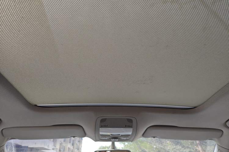 Used Audi Q5 2011 2.0TFSI Comfort Version Headliner